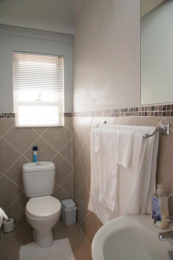D'Urbanmist Self-Catering Guest House Durbanville Buitenkant foto